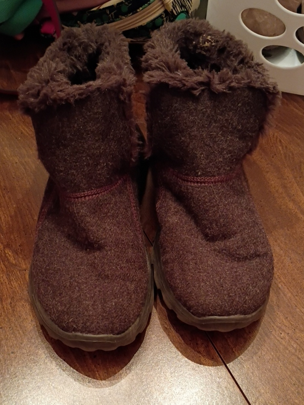 Skechers Go Walk Women's Brown Faux-Fur Winter Boots